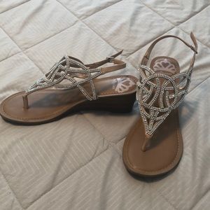 NWOT sandals